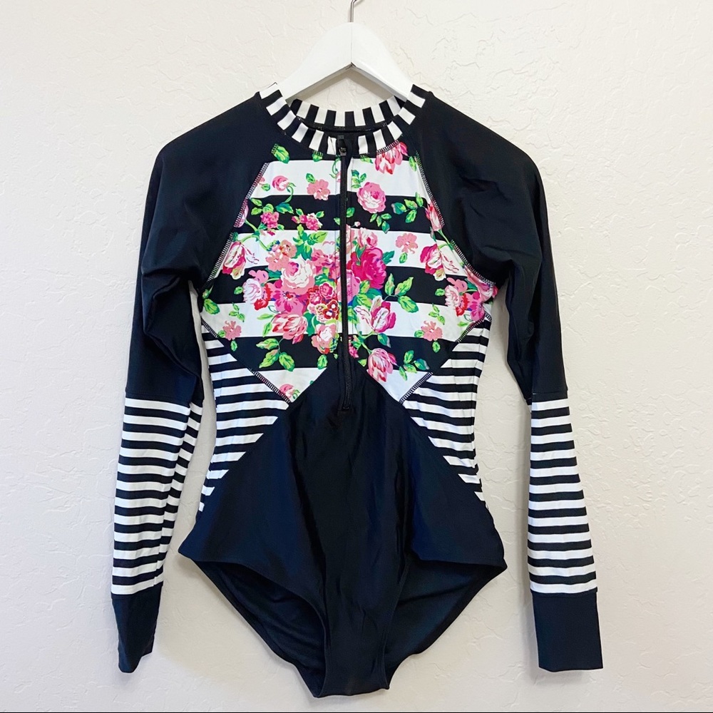 Roxy Floral Long Sleeve Once Piece Swimsuit Medium M Zip Up